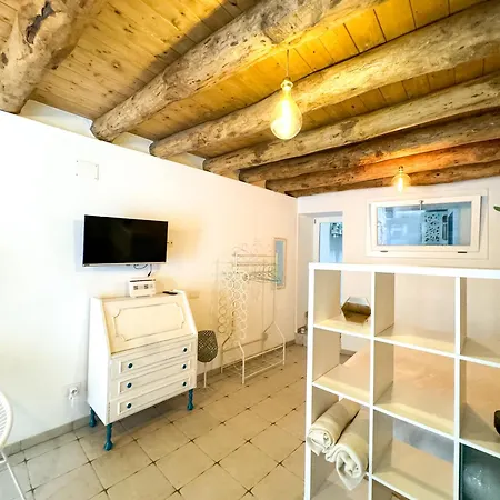 Kalma - Universita Bastione Saint Remy *